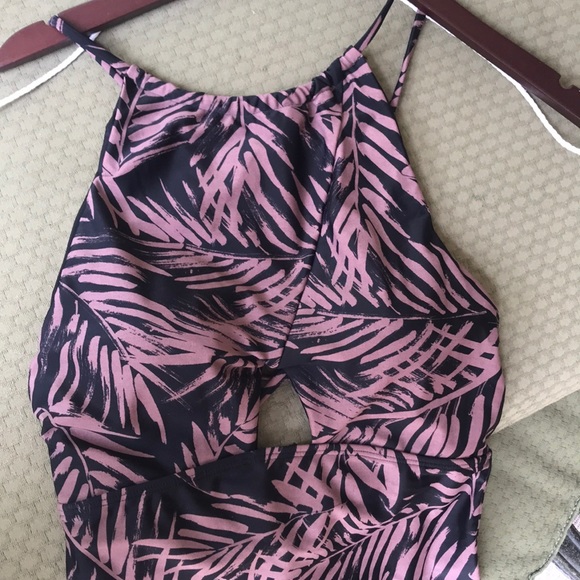 Z Supply The Kya Palm wmns onepiece swimsuit small - Picture 7 of 7